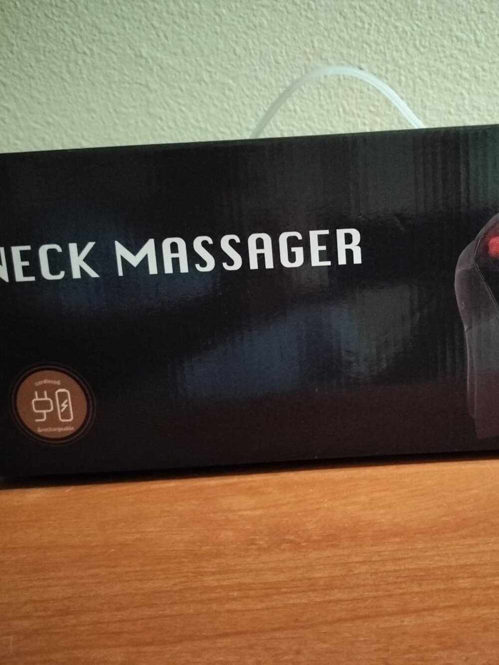Aerlang neck massager new.
